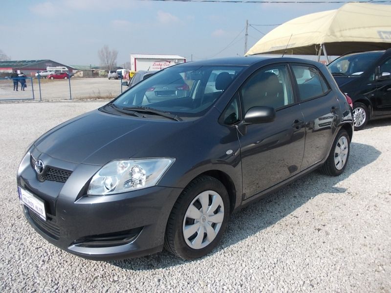 Toyota Auris 1.33 1.Tulaj 152e km