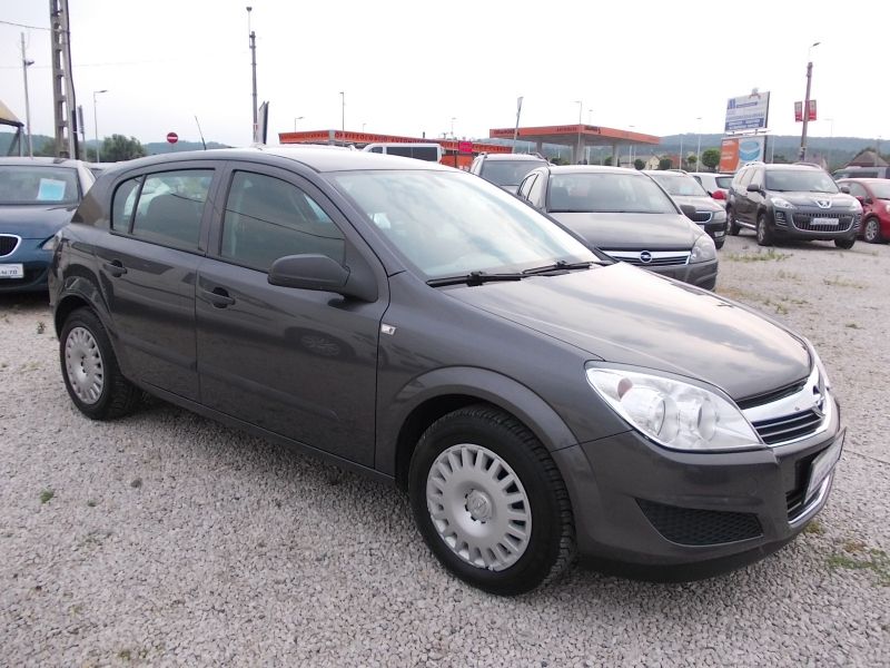 Opel ASTRA H 1.4