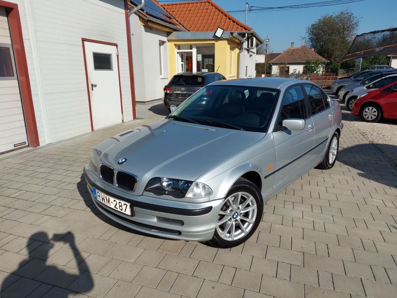 BMW 320i Szervizk Rozsdamentes