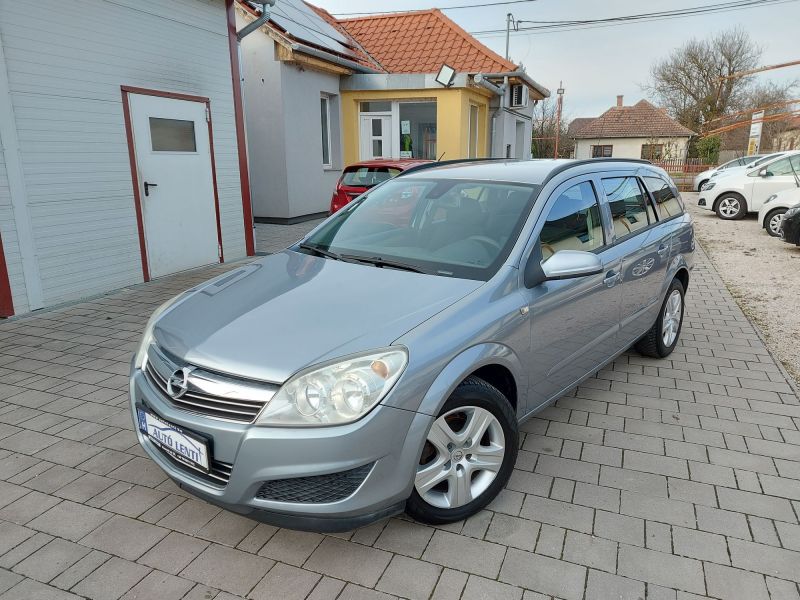 Opel Astra H 1.4 Szervizk 1.Tul 