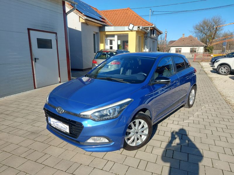 Hyundai I20 1.25 Szervizk 114e km 