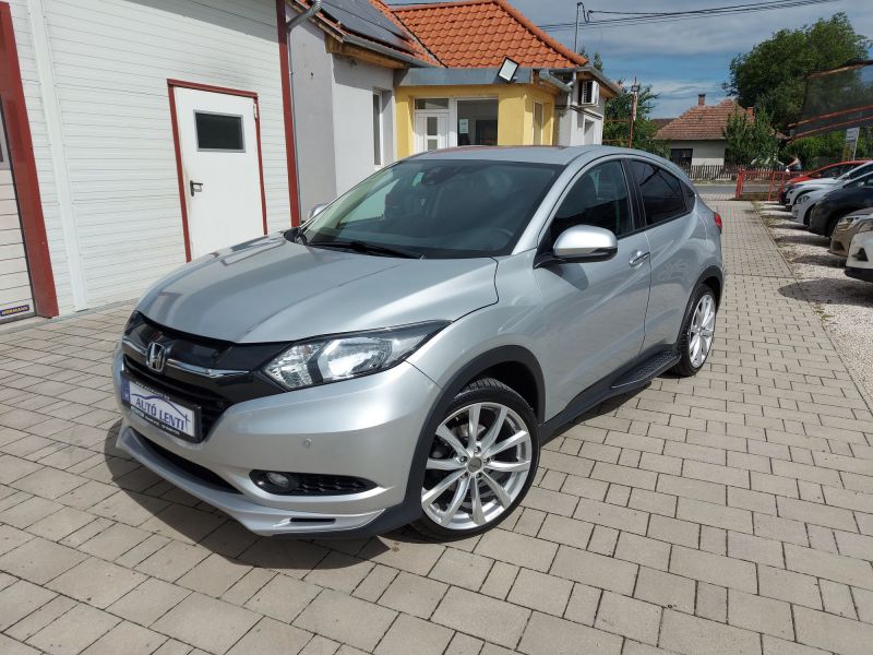 Honda HR-V 1.6 i-DTEC Szervizk 1.Tul