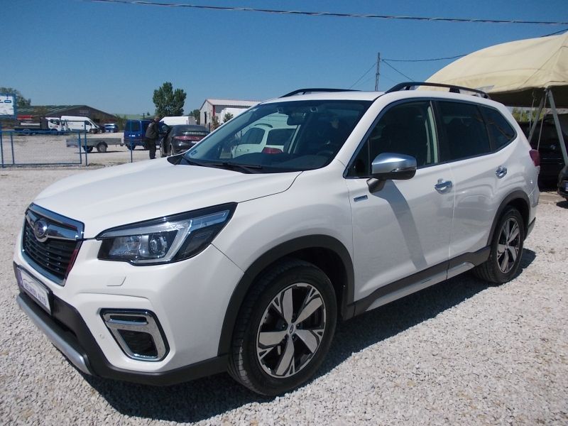 Subaru FORESTER 2.0 e-Boxer 